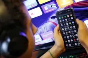 Canadá proibe redes sociais para menores de 16 anos