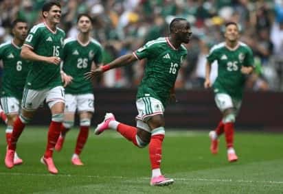 México vence África do Sul no jogo de abertura da Copa do Mundo