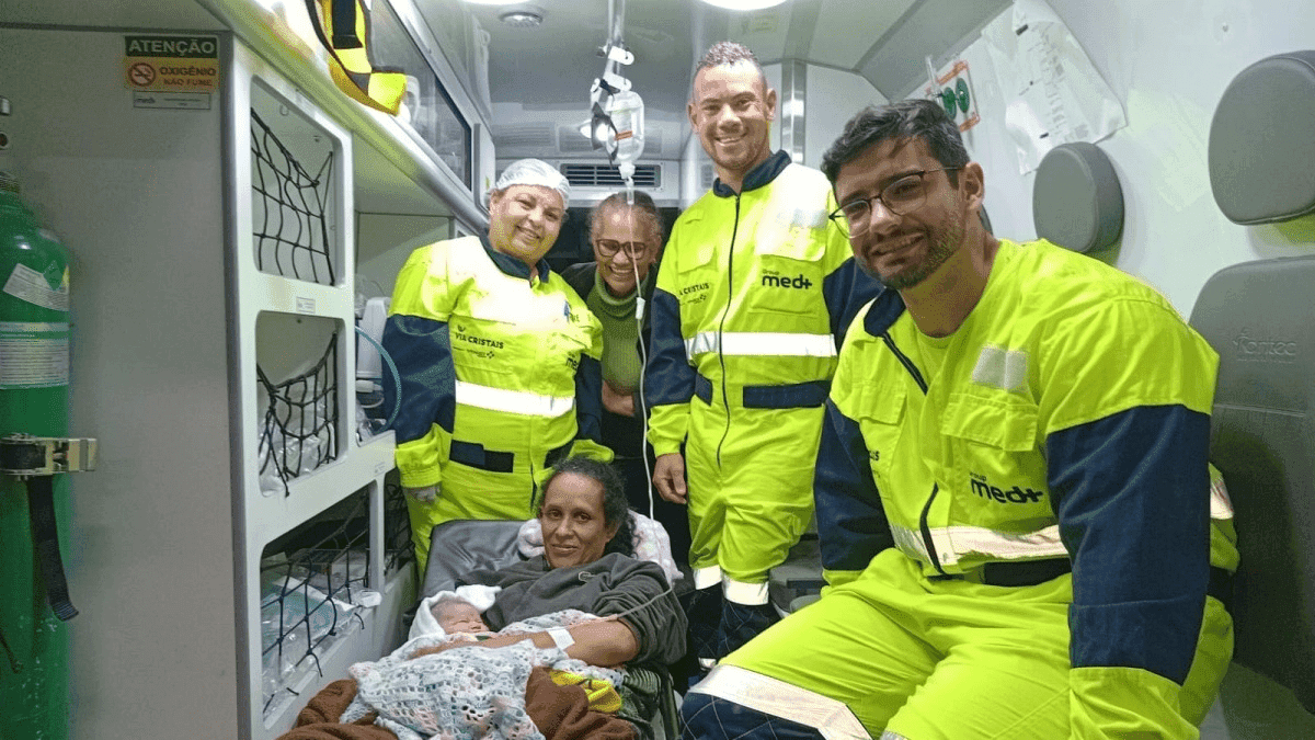 Parto em casa e socorro na BR-040: a ajuda à pequena Tereza
