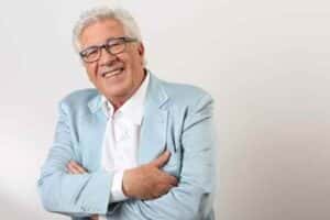 Morre Peppino di Capri, ícone da música italiana, aos 86 anos