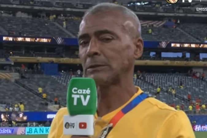 Pressionado por críticas, Romário abre mão do salário durante a Copa