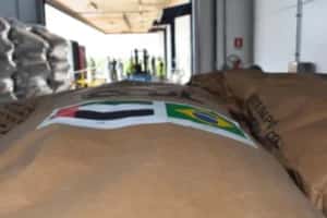 Brasil envia 48 toneladas de leite em pó a Cuba diante de crise de desabastecimento