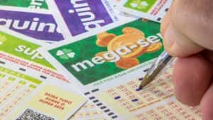 Mega-Sena acumula e prêmio sobe para R$ 100 milhões; saiba como apostar