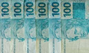 Caixa paga Bolsa Família de julho a beneficiários com NIS de final 4