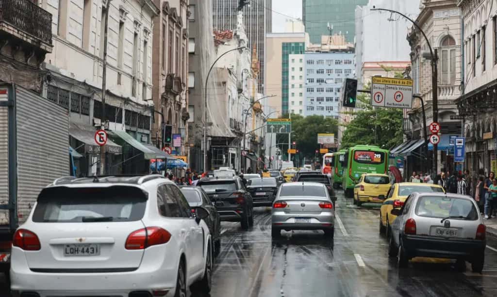 Adesivo eleitoral pode levar à perda da cobertura de seguro
