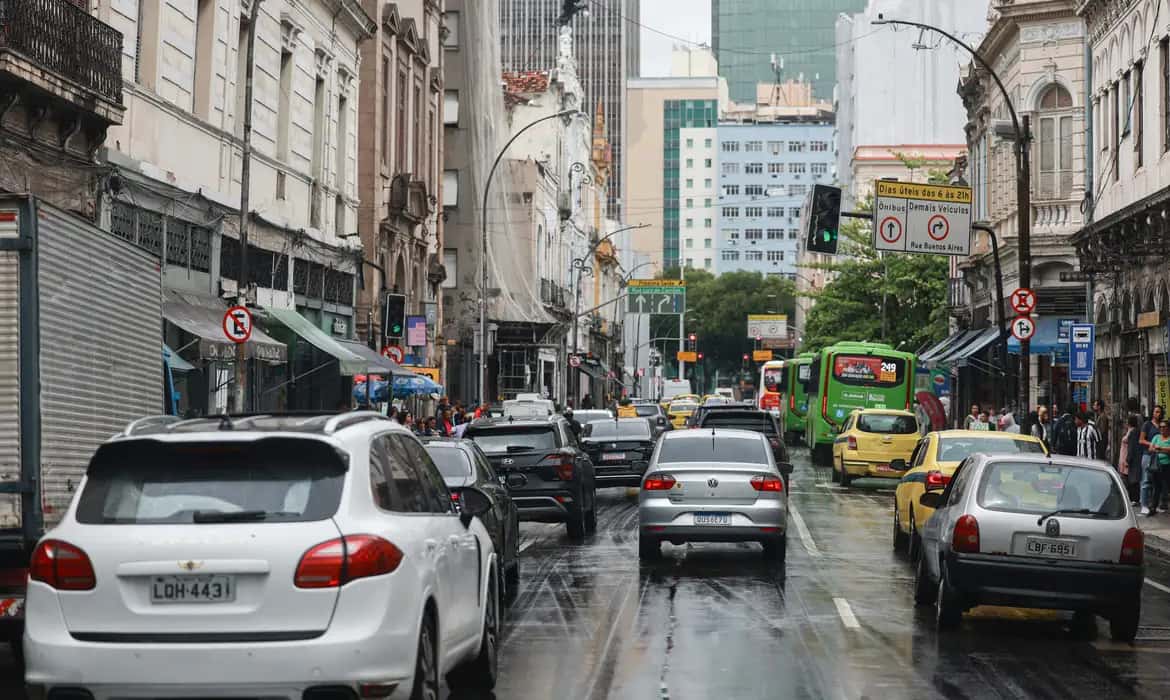 Adesivo eleitoral pode levar à perda da cobertura de seguro