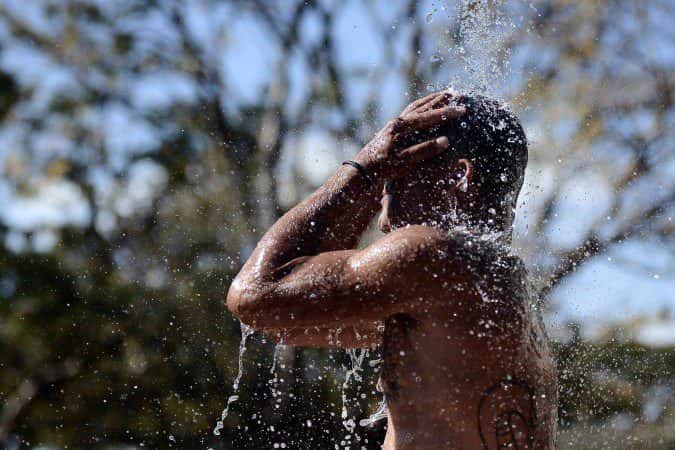 Umidade despenca para 20% e calor atinge 30ºC neste sábado