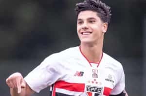 Jogador do São Paulo que atropelou e matou idoso responderá em liberdade