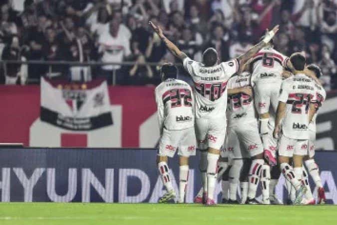 São Paulo garante premiação milionária com vaga nas quartas da Sul-Americana