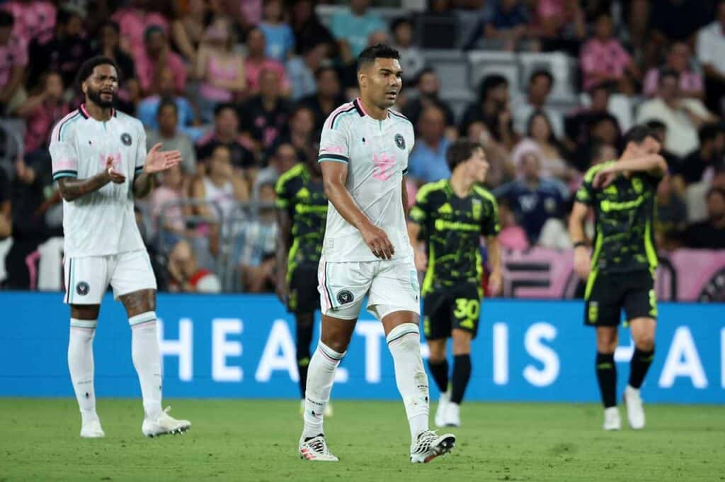 Casemiro faz gol contra em segundo jogo pelo Inter Miami