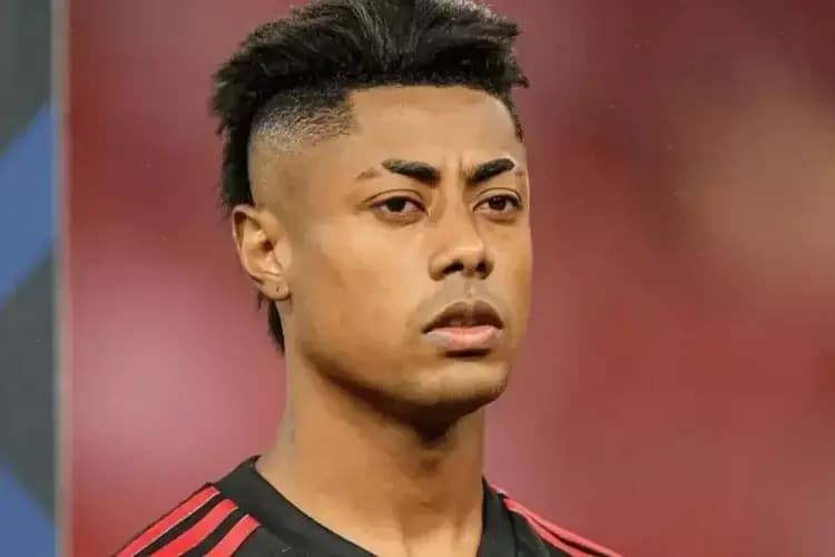 Teste de DNA revela se Bruno Henrique é pai de filha de influenciadora