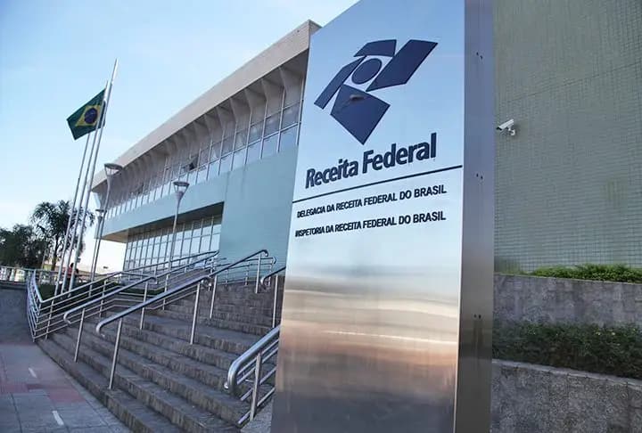 Receita lança programa para ajudar empresas na adaptação à reforma tributária