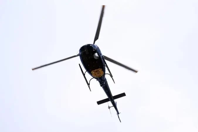 Fabricado em 2001, veja detalhes do helicóptero desaparecido em SC