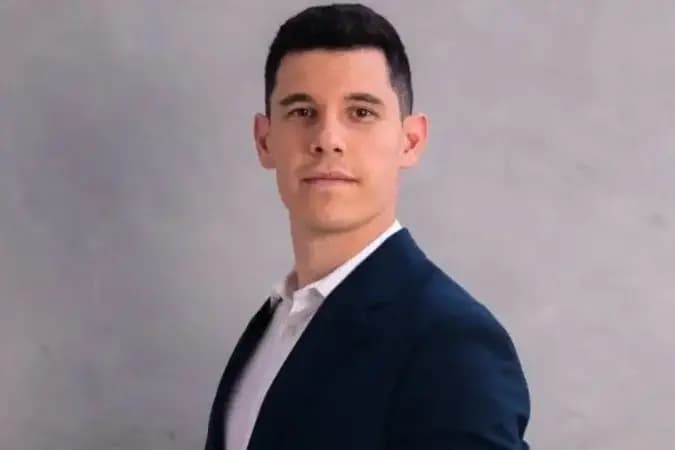 Ministério Público processa influenciador que afirmou que "pobres não deveriam votar"