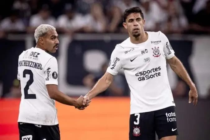 Sem vencer há 81 dias, Corinthians precisa virar time de G4 para não cair
