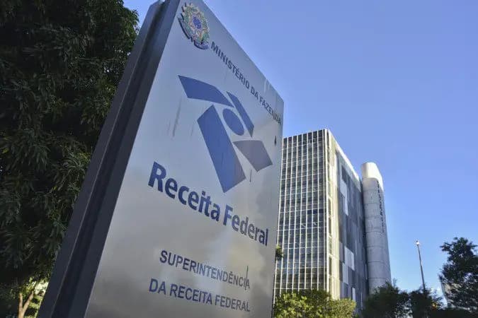 Receita Federal publica primeira lista de devedores contumazes