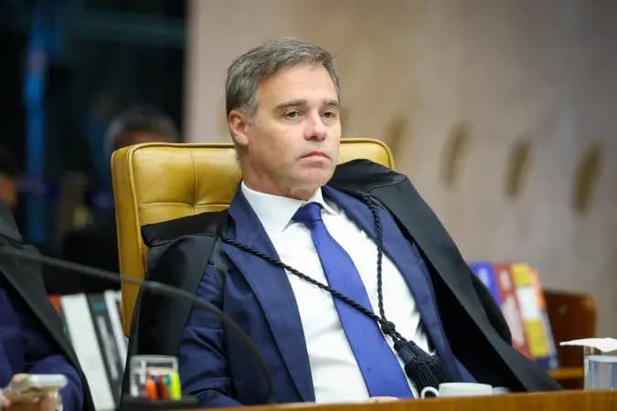 André Mendonça manda remover vídeo que liga PT a facções criminosas