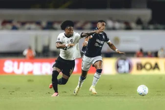 Em jogo eletrizante, Remo e Atlético ficam no empate pelo Brasileirão