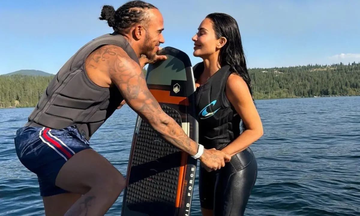 Lewis Hamilton assume namoro com Kim Kardashian em post nas redes sociais