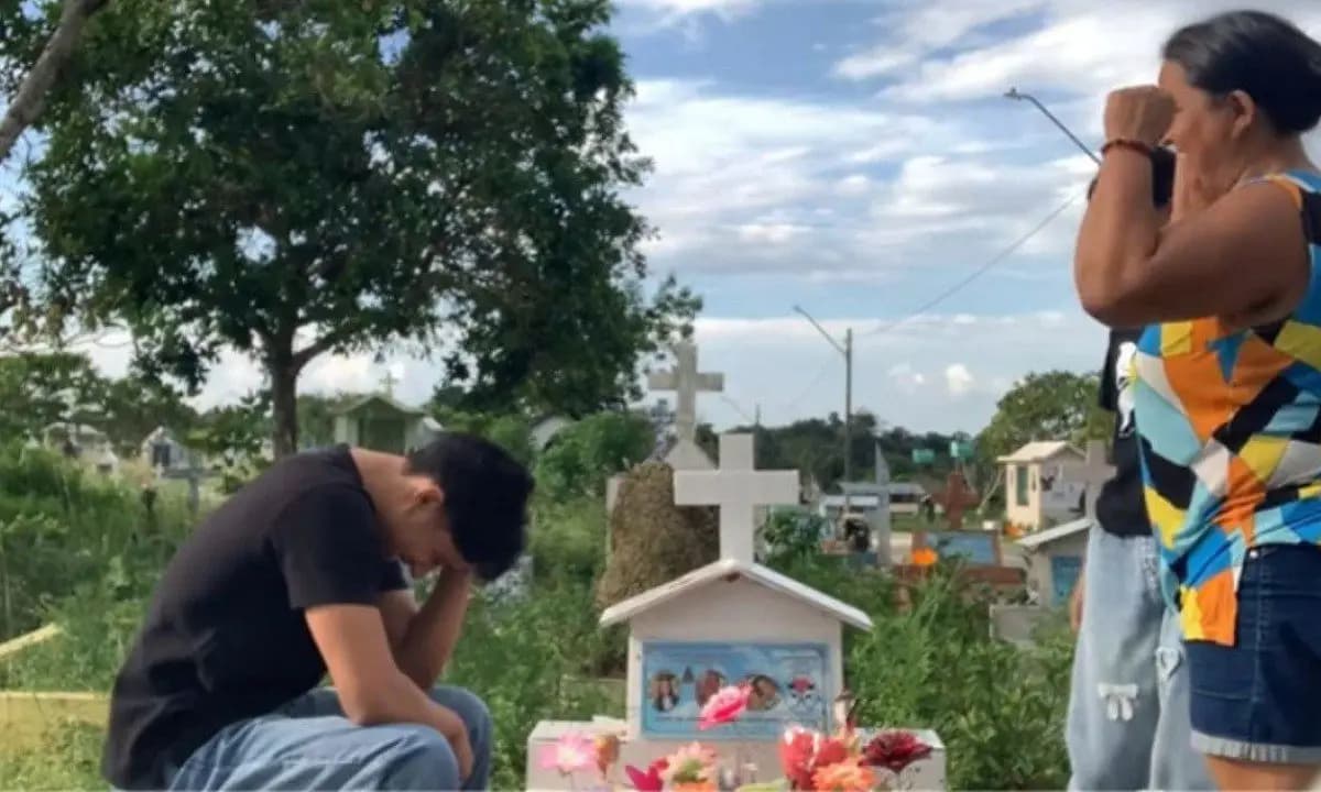 Estudante descobre aprovação na OAB diante do túmulo da mãe e da avó