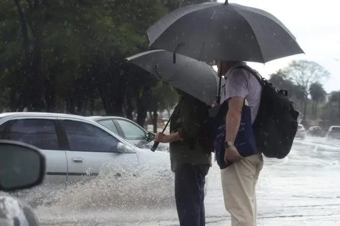 Novembro terá calor e chuvas intensas no Brasil; veja previsão