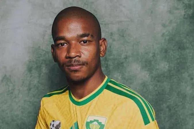 Polícia investiga morte de Jayden Adams, jogador que disputou a Copa pela África do Sul