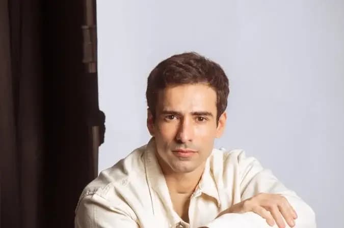 Conheça Ramiro Martínez, ator argentino que virou fenômeno no Globoplay