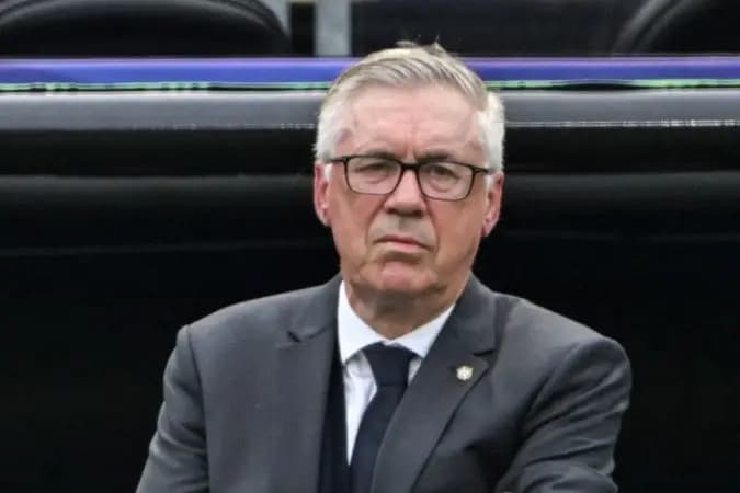 Ancelotti faz 1ª convocação após Copa com promessa de renovar seleção