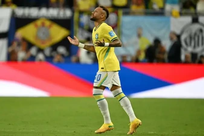 Neymar tem mais seguidores que todos os jogadores brasileiros juntos