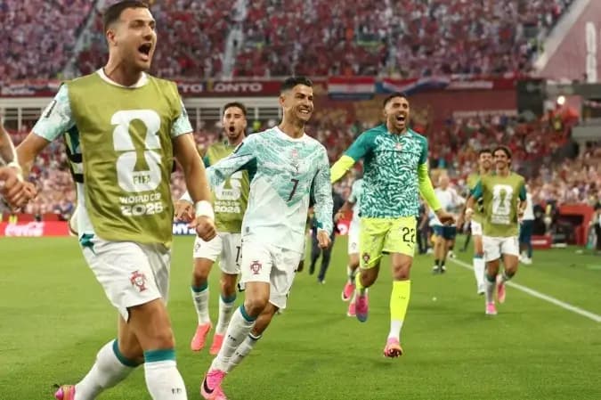 Portugal vira contra Croácia, vence por 2 x 1 e vai às oitavas