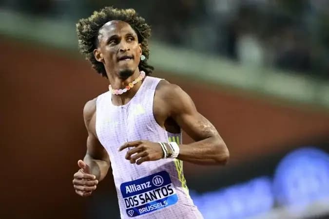 Alison dos Santos é eleito pela World Athletics como atleta do mês