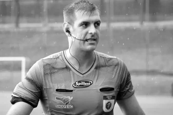 Árbitro de futebol morre de forma trágica e comove torcedores