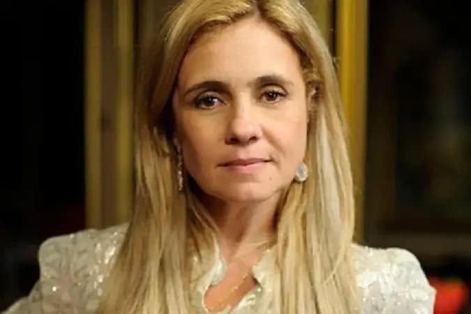 Continuação de "Avenida Brasil" procura intérprete para novo romance de Carminha