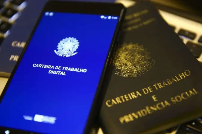 Desemprego cai a 5,2%, menor taxa para um 3º trimestre desde 2012
