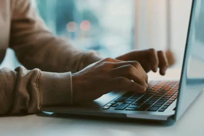 Plataformas virtuais oferecem treinamento de programação
