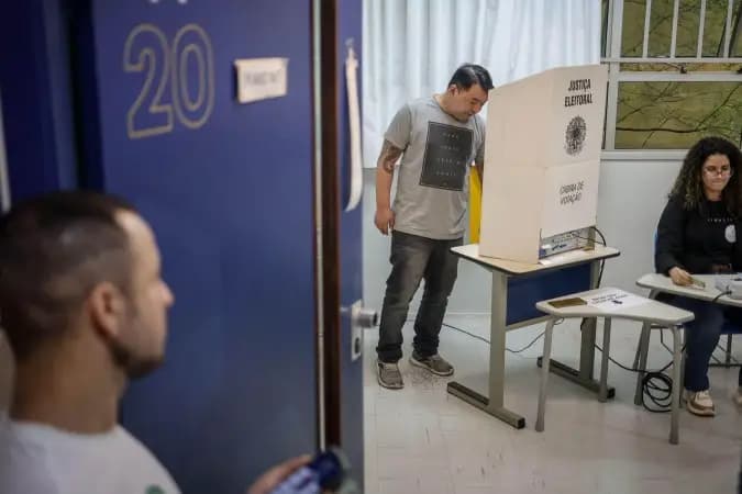 Por que o STF ordenou prorrogar votação por duas horas 