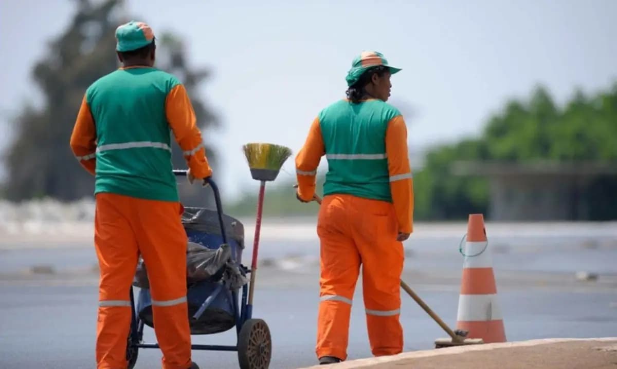 Descarte correto: como embalar vidro quebrado para proteger os garis