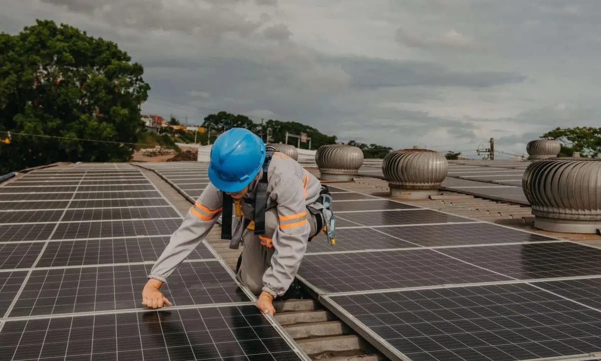 Por que sistema elétrico brasileiro enfrenta risco por excesso de geração de energia