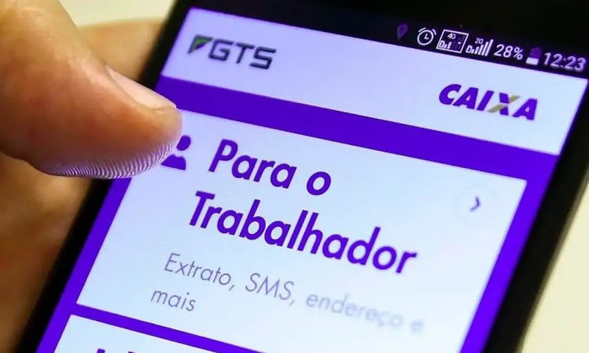 FGTS aprova distribuir R$ 13 bilhões a trabalhadores; veja como consultar