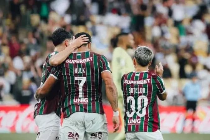 Fluminense marca nos acréscimos e derrota o líder Palmeiras