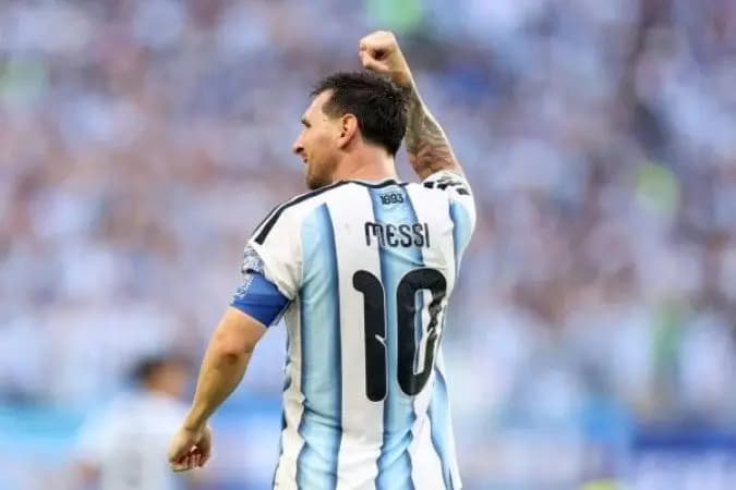 Fãs poderão comprar itens de Messi e Shakira em leilão da Copa