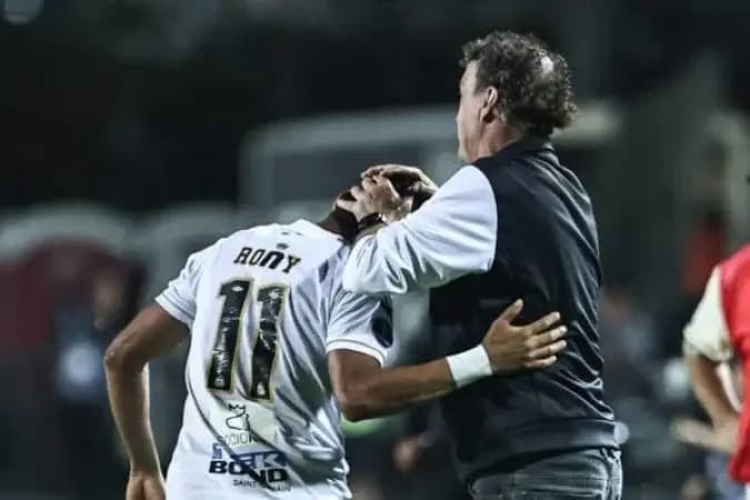 Cuca valoriza goleada do Santos e comenta situação de Neymar