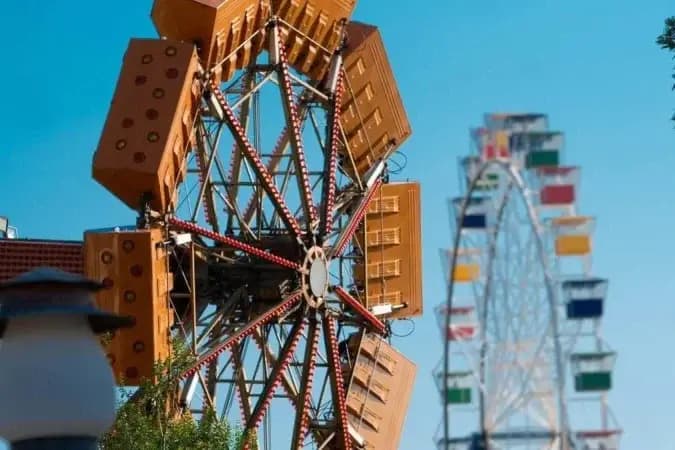 Hopi Hari: Jovem perde movimentos após andar em montanha-russa