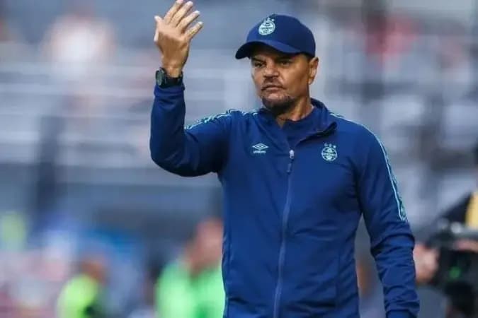 Auxiliar técnico do Grêmio é levado para penitenciária após audiência