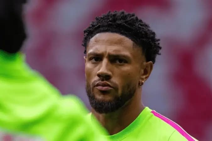 Beleza de goleiro nigeriano repercute nas redes sociais; conheça