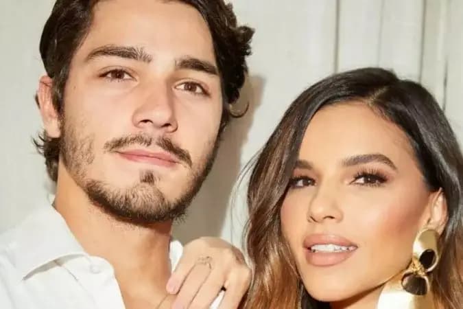 Mariana Rios anuncia noivado com Juca Diniz durante viagem a Portugal