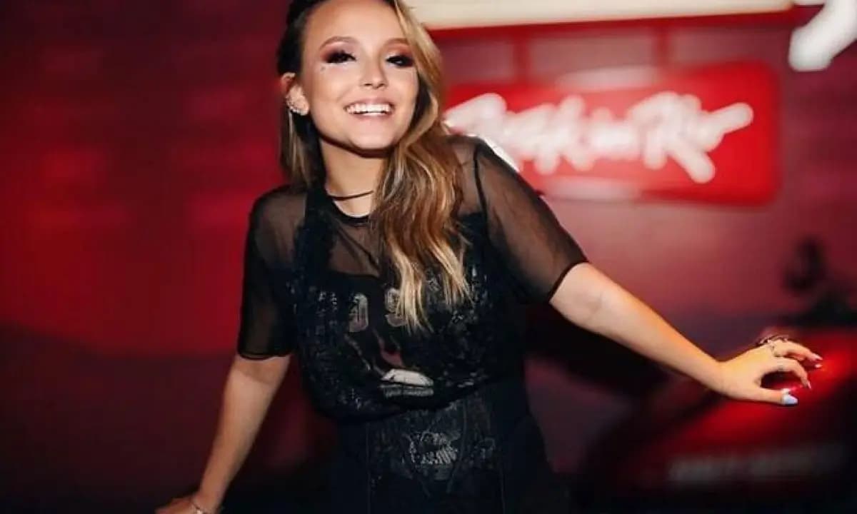 Larissa Manoela diz ter ficado chateada por perder papel