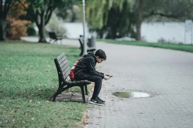 Plataforma gratuita oferece assistência em saúde mental para jovens