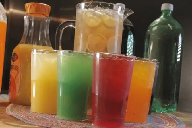 Bebidas açucaradas podem aumentar em 52% o risco de hipertensão