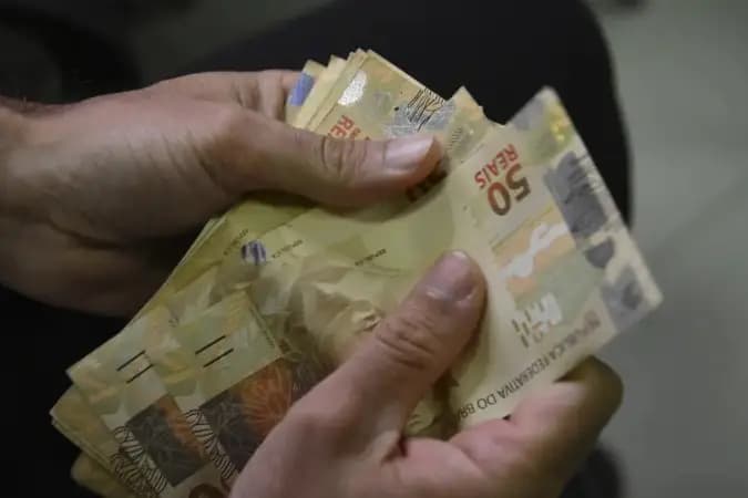 Entenda como deve funcionar o Pix MEI, que prevê até R$ 5 mil para investir